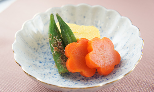 小鉢のトッピングに